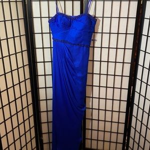 Elegant Blue Evening Gown